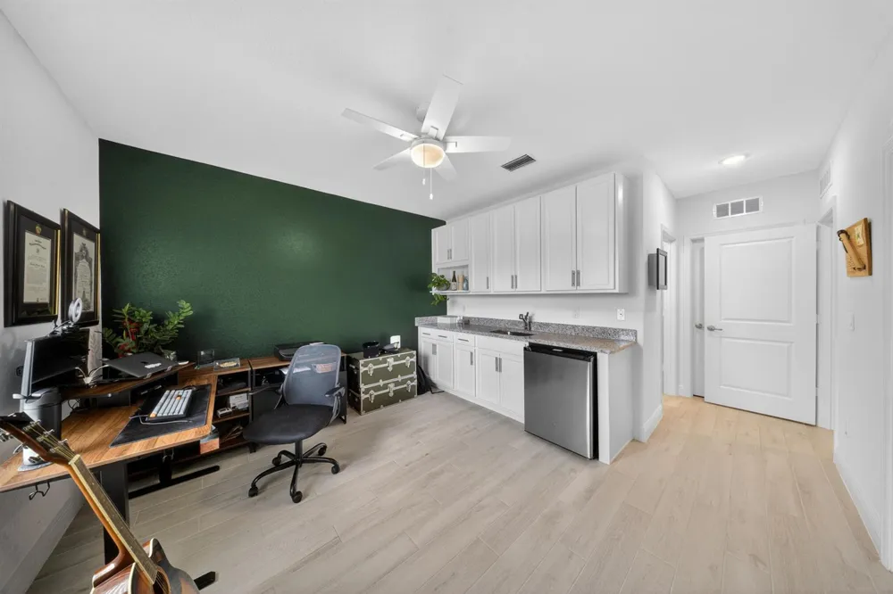 6723 NW Dorothy Street Port St. Lucie, FL 34983