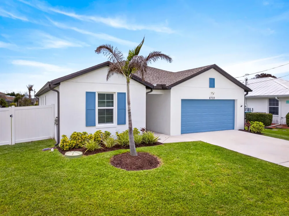 6723 NW Dorothy Street Port St. Lucie, FL 34983