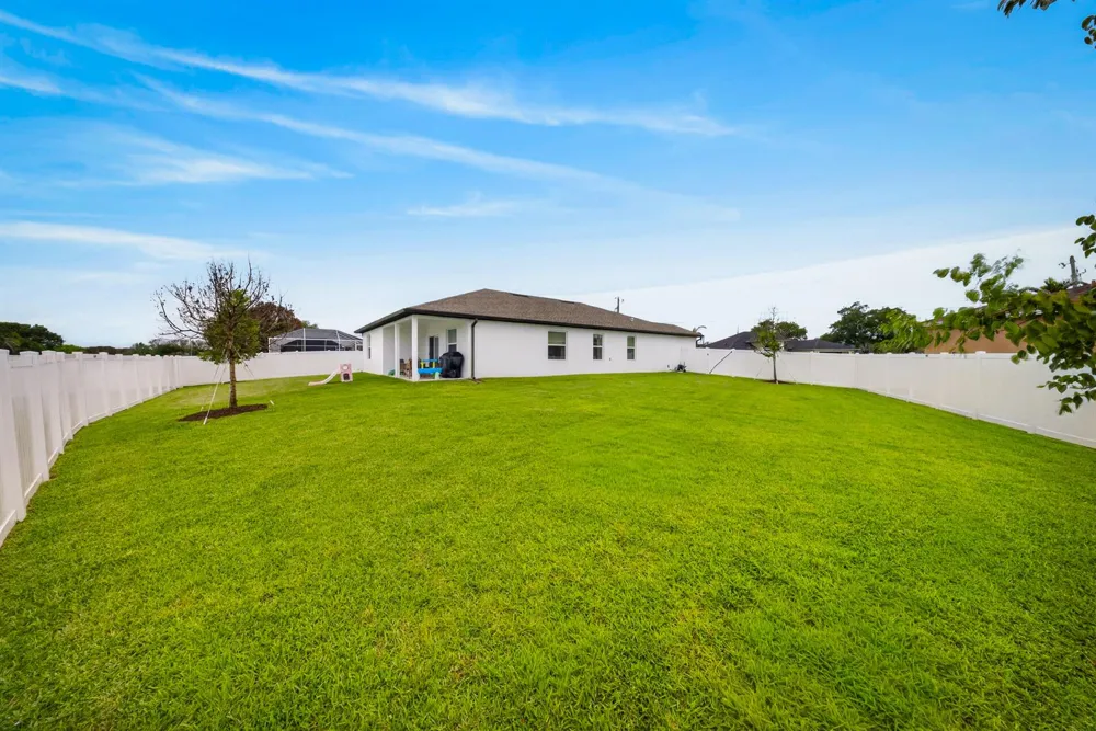 6723 NW Dorothy Street Port St. Lucie, FL 34983