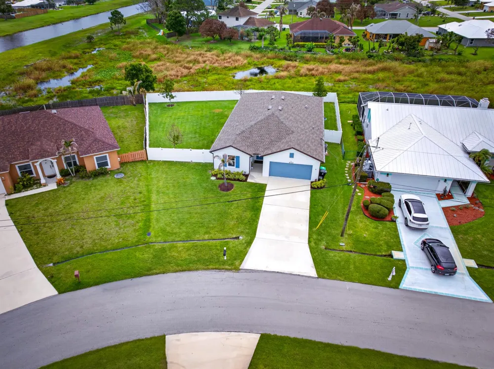 6723 NW Dorothy Street Port St. Lucie, FL 34983