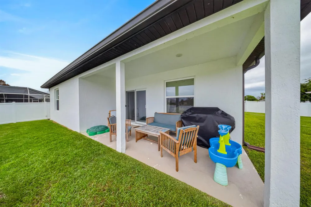 6723 NW Dorothy Street Port St. Lucie, FL 34983