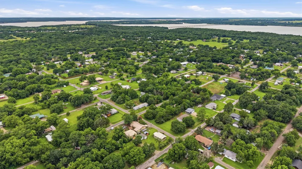 285 Sioux Drive Gordonville, TX 76245