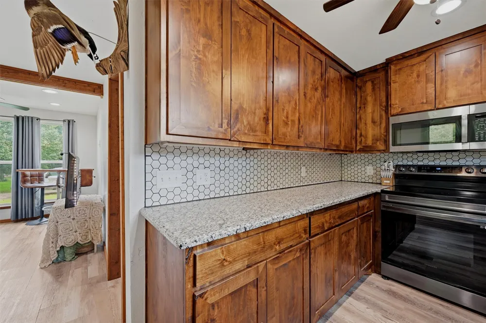 285 Sioux Drive Gordonville, TX 76245