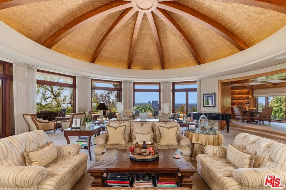 1101 Bel Air Place Los Angeles, CA 90077