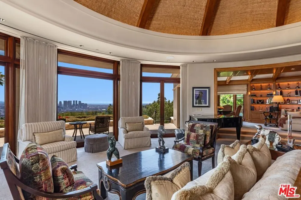 1101 Bel Air Place Los Angeles, CA 90077