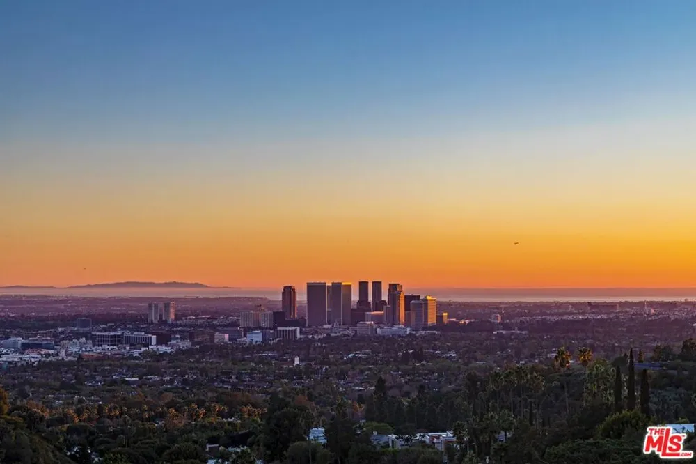 1101 Bel Air Place Los Angeles, CA 90077