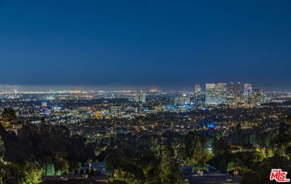1101 Bel Air Place Los Angeles, CA 90077