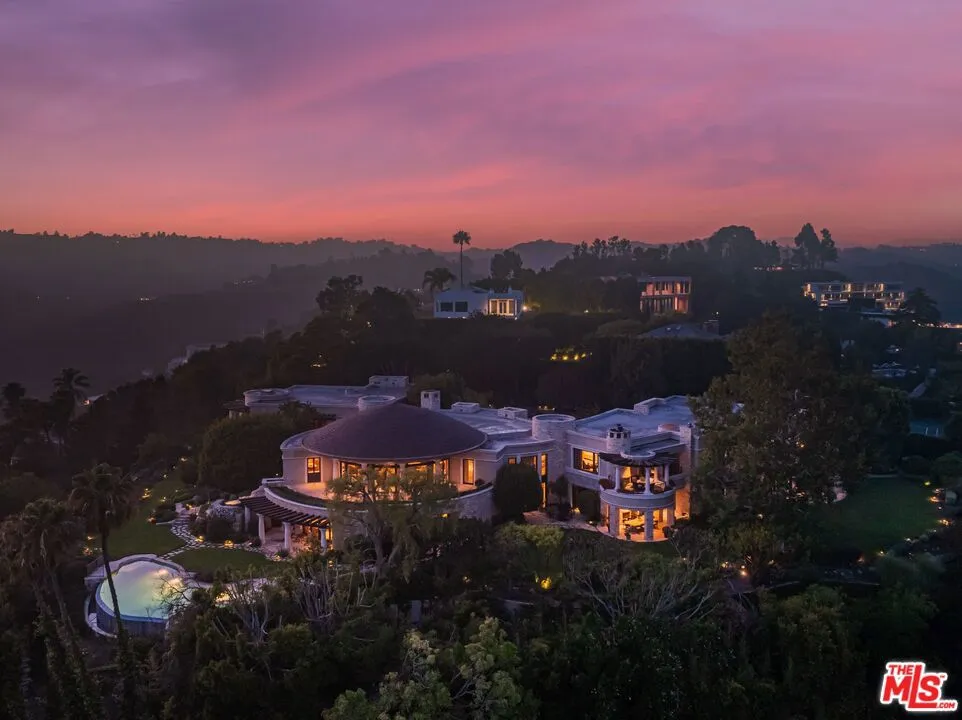 1101 Bel Air Place Los Angeles, CA 90077