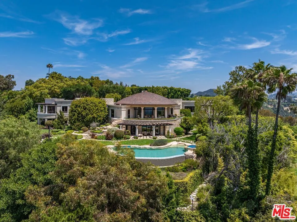 1101 Bel Air Place Los Angeles, CA 90077