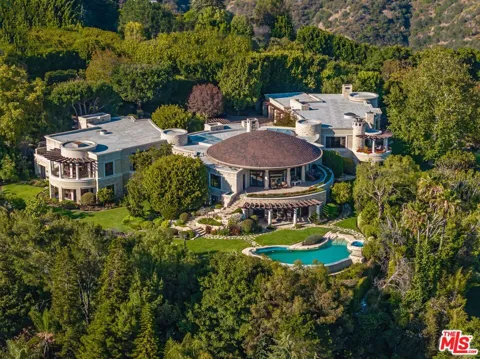 1101 Bel Air Place