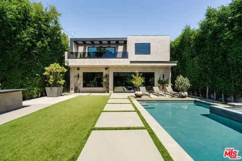 537 Alta Vista Boulevard