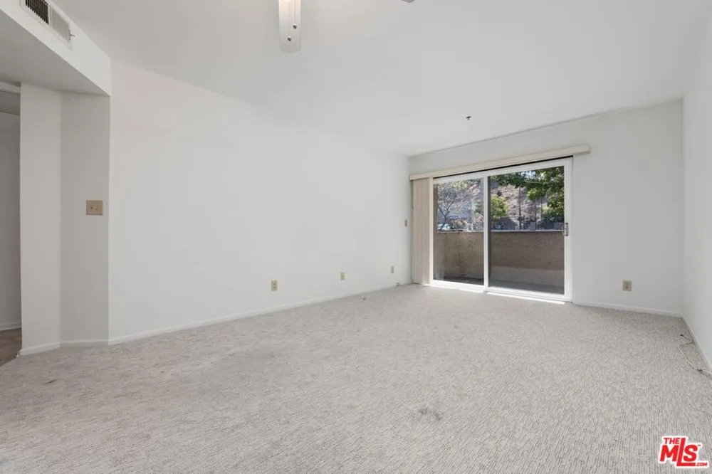 501 Palisades Drive #207 Pacific Palisades, CA 90272