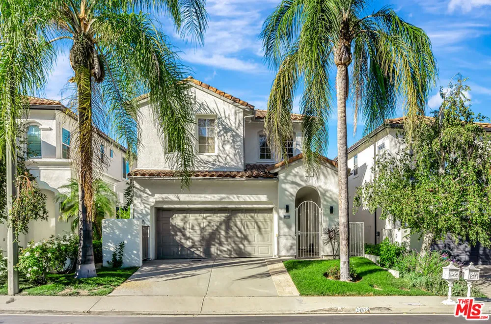 24819 Calle Cedro Calabasas, CA 91302