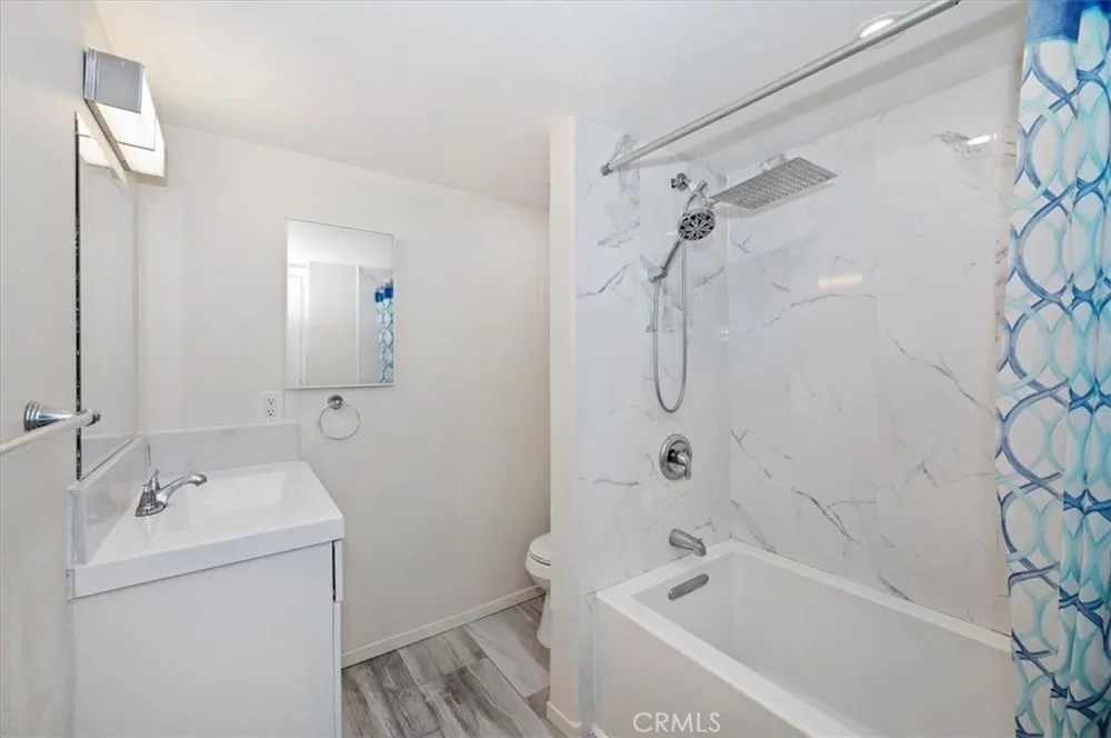 23869 Wildwood Crestline, CA 92325