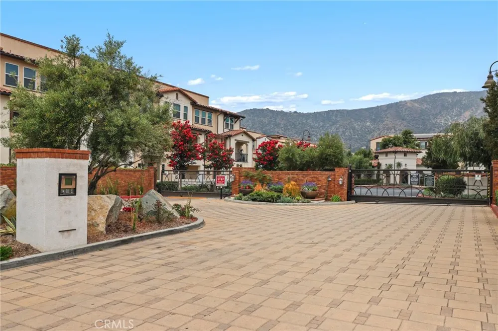 649 W Foothill Boulevard #2 Glendora, CA 91741