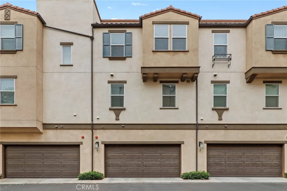 649 W Foothill Boulevard #2 Glendora, CA 91741