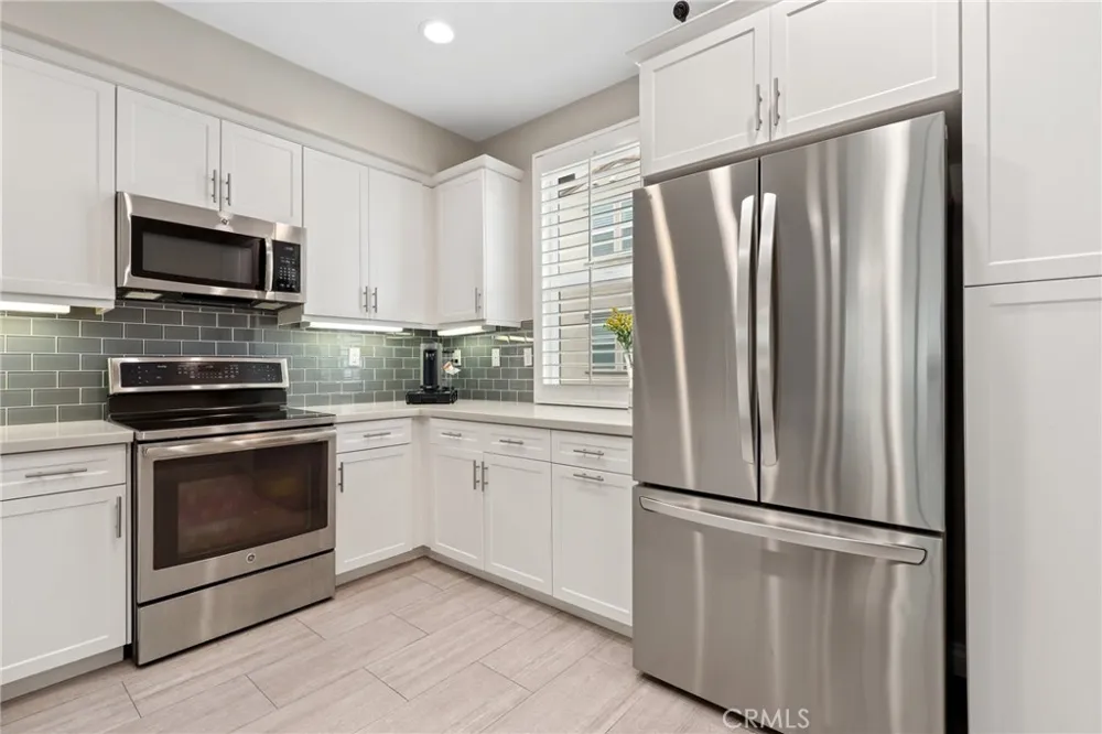 649 W Foothill Boulevard #2 Glendora, CA 91741