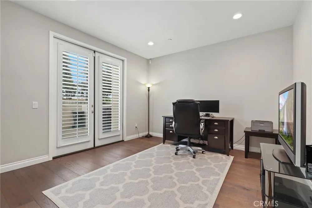 649 W Foothill Boulevard #2 Glendora, CA 91741