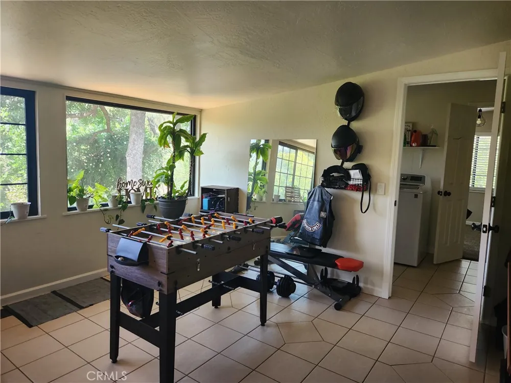105 Pinedale Avenue Oroville, CA 95966