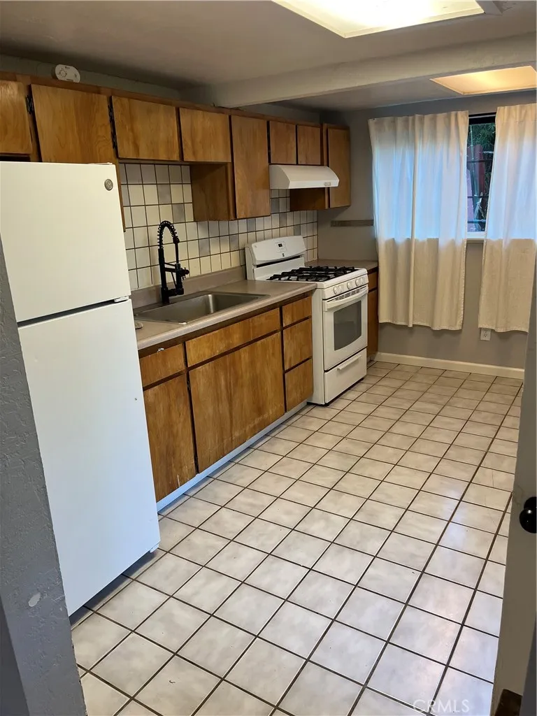 105 Pinedale Avenue Oroville, CA 95966