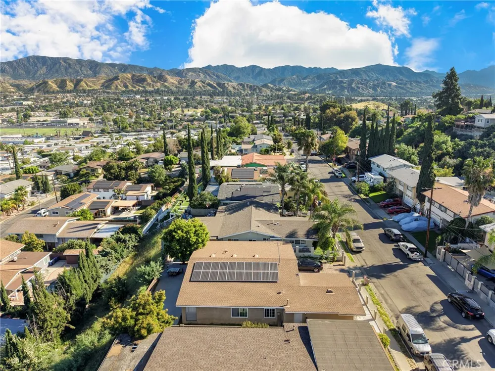 12647 Terra Bella Pacoima, CA 91331