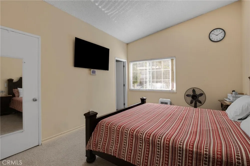 12647 Terra Bella Pacoima, CA 91331