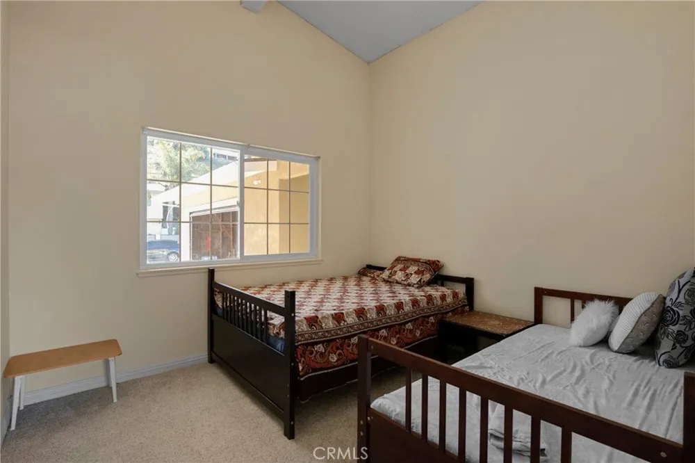 12647 Terra Bella Pacoima, CA 91331