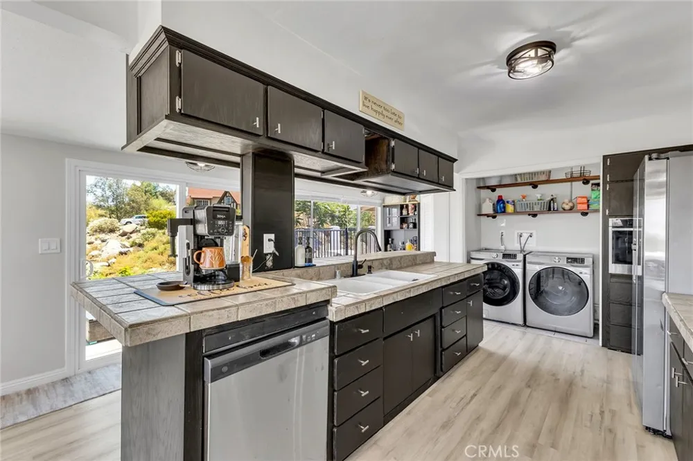 27756 Vista Del Valle Hemet, CA 92544