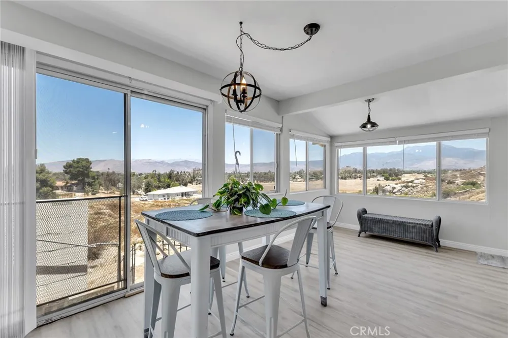 27756 Vista Del Valle Hemet, CA 92544