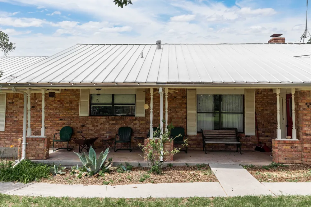 3718 Highway 36 W Rising Star, TX 76471