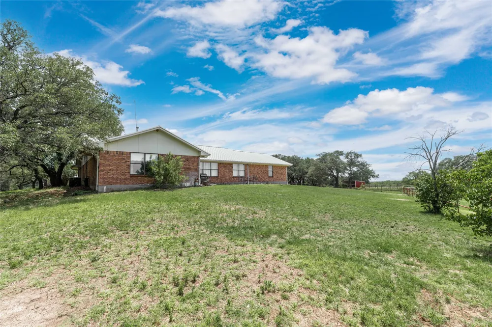 3718 Highway 36 W Rising Star, TX 76471