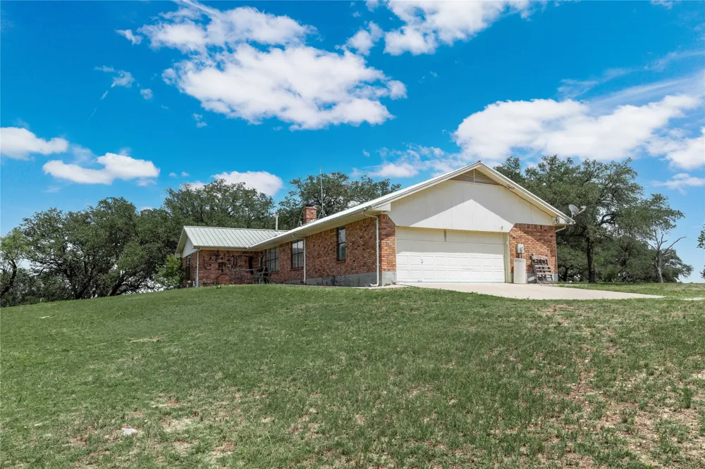 3718 Highway 36 W Rising Star, TX 76471