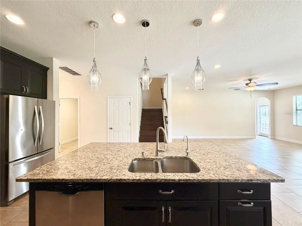 19522 WHISPERING BROOK DRIVE Tampa, FL 33647