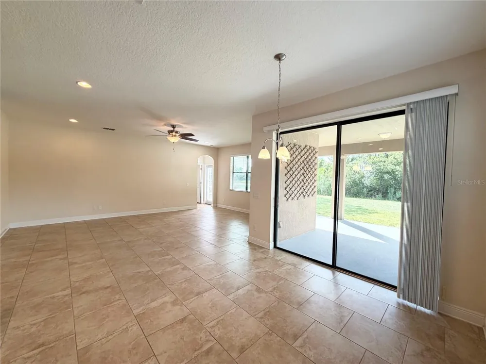 19522 WHISPERING BROOK DRIVE Tampa, FL 33647