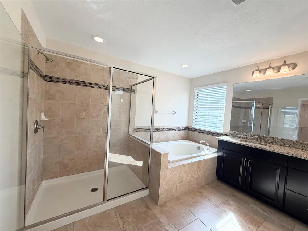 19522 WHISPERING BROOK DRIVE Tampa, FL 33647
