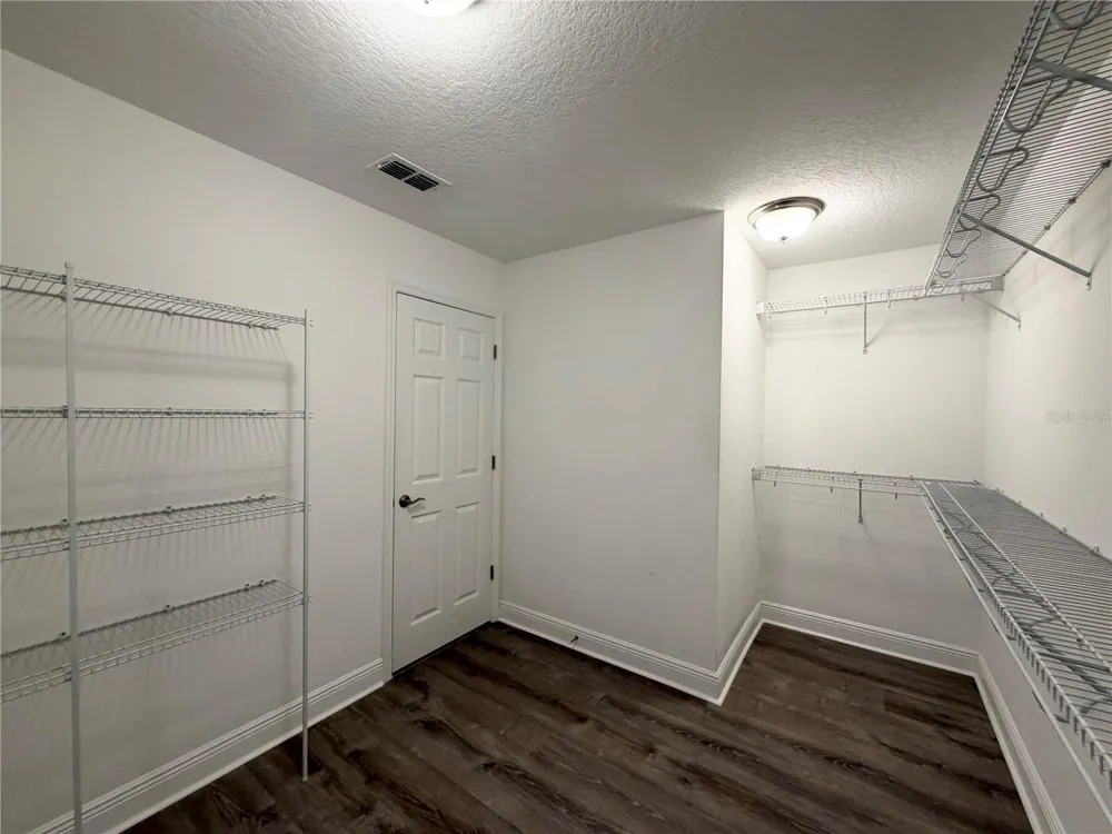19522 WHISPERING BROOK DRIVE Tampa, FL 33647