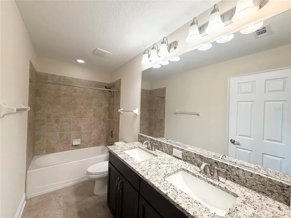 19522 WHISPERING BROOK DRIVE Tampa, FL 33647
