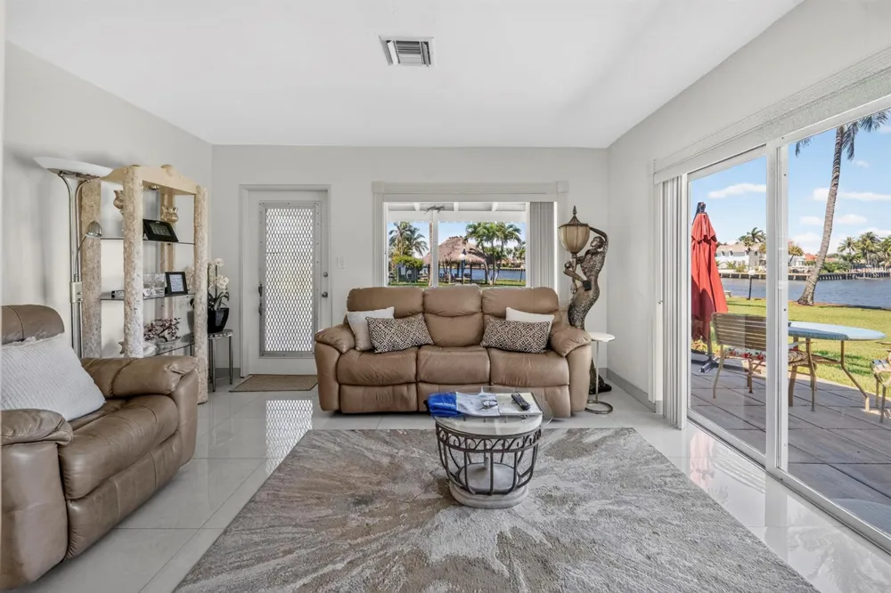 1225 Hillsboro Mile #Ss1 Hillsboro Beach, FL 33062