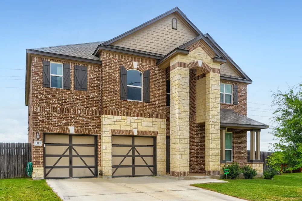 1513 Foxglove Drive Lockhart, TX 78644