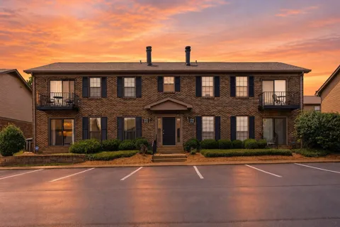 5741 Brentwood Trce