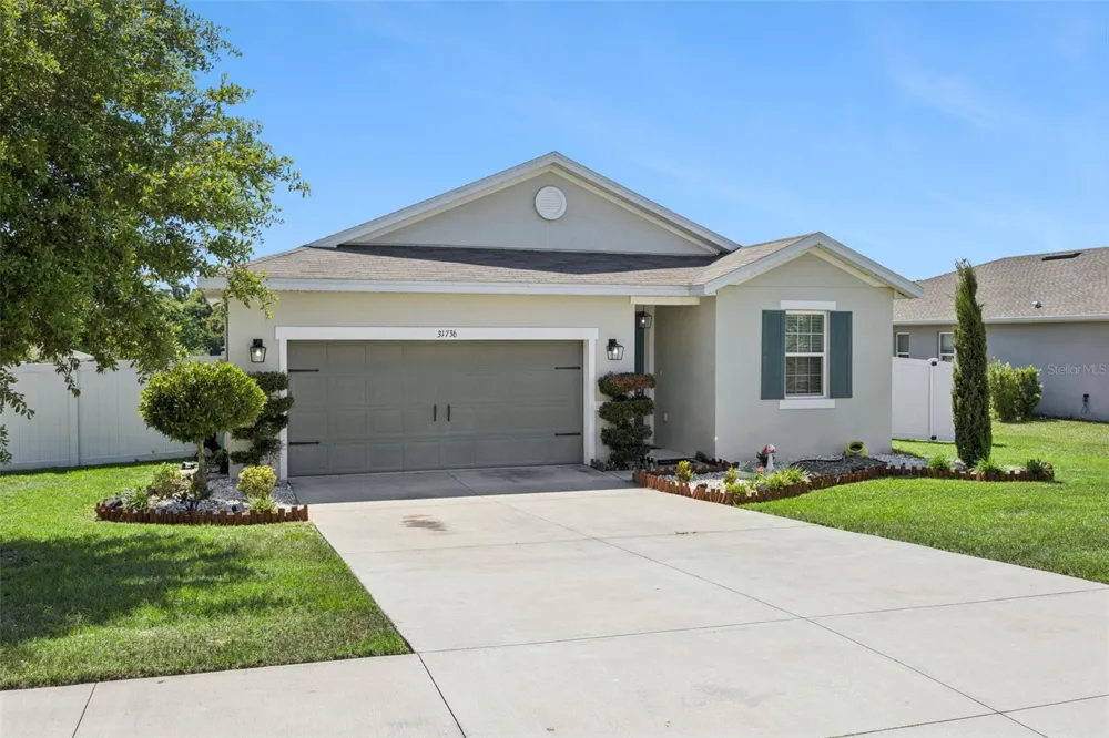 31736 BROADWATER AVENUE Leesburg, FL 34748