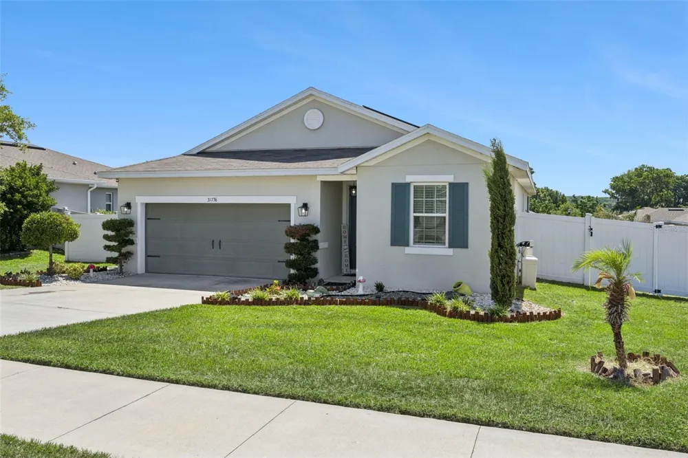 31736 BROADWATER AVENUE Leesburg, FL 34748