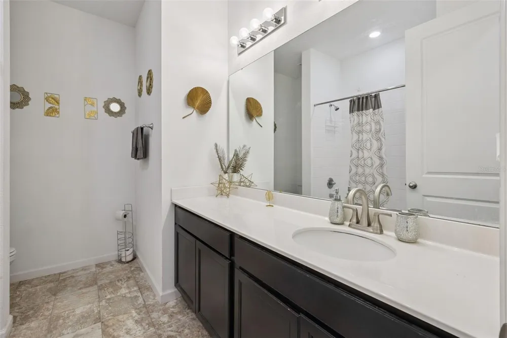 31736 BROADWATER AVENUE Leesburg, FL 34748