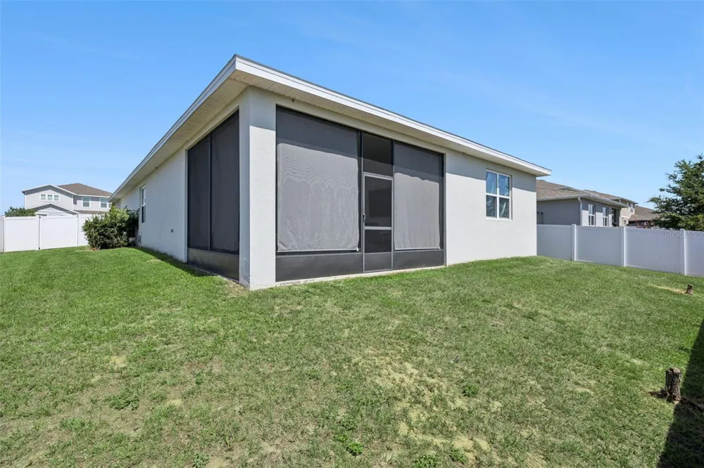 31736 BROADWATER AVENUE Leesburg, FL 34748