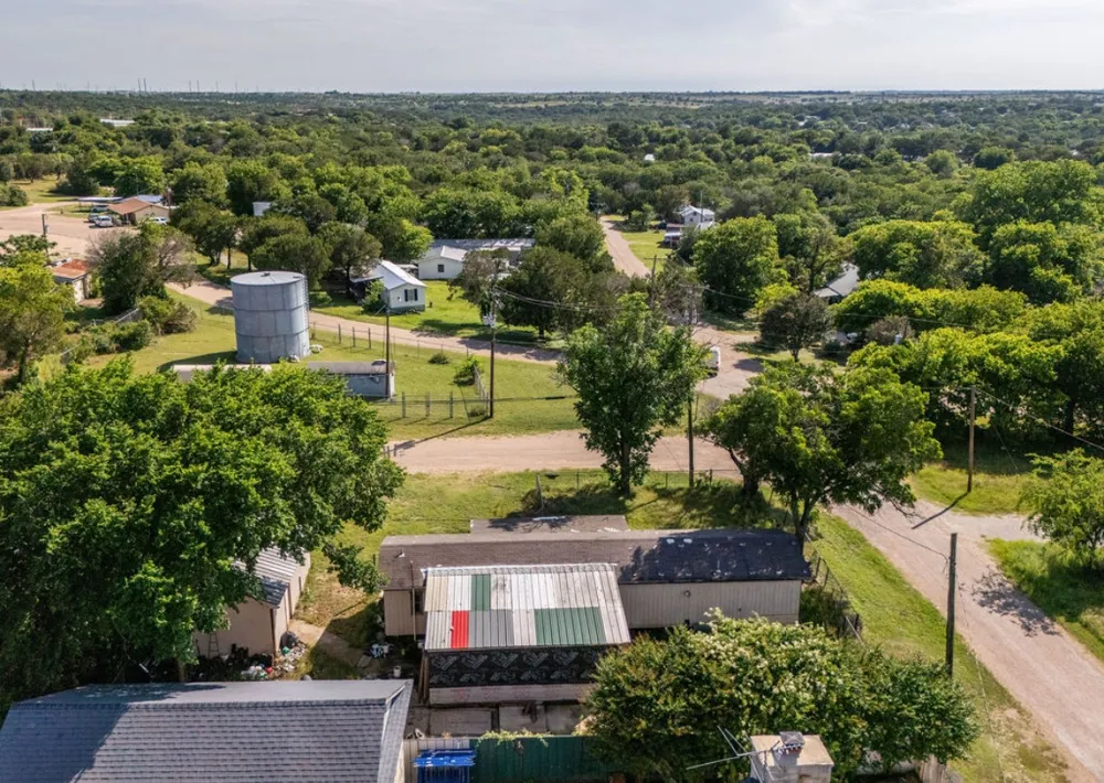 158 County Road 1813 Clifton, TX 76634