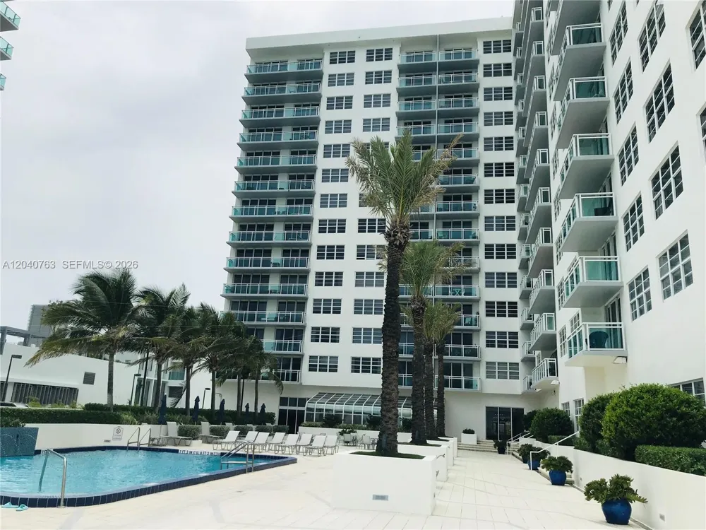 6917 Collins Ave #506 Miami Beach, FL 33141