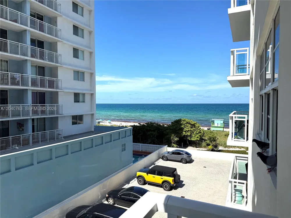 6917 Collins Ave #506 Miami Beach, FL 33141