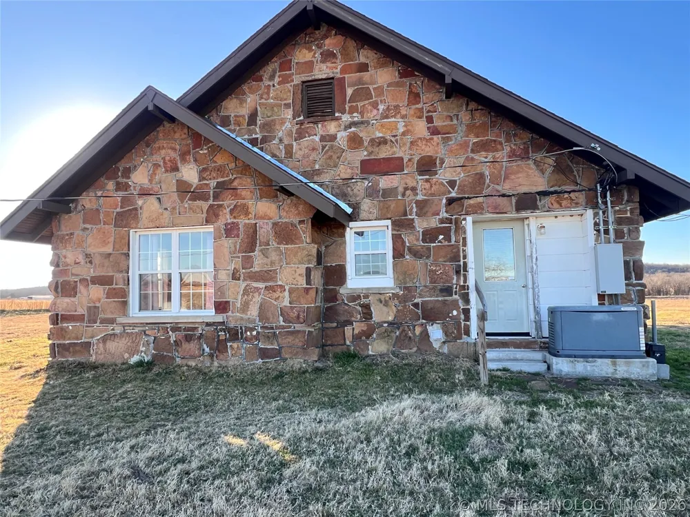 6916 State Hwy 113 Indianola, OK 74442
