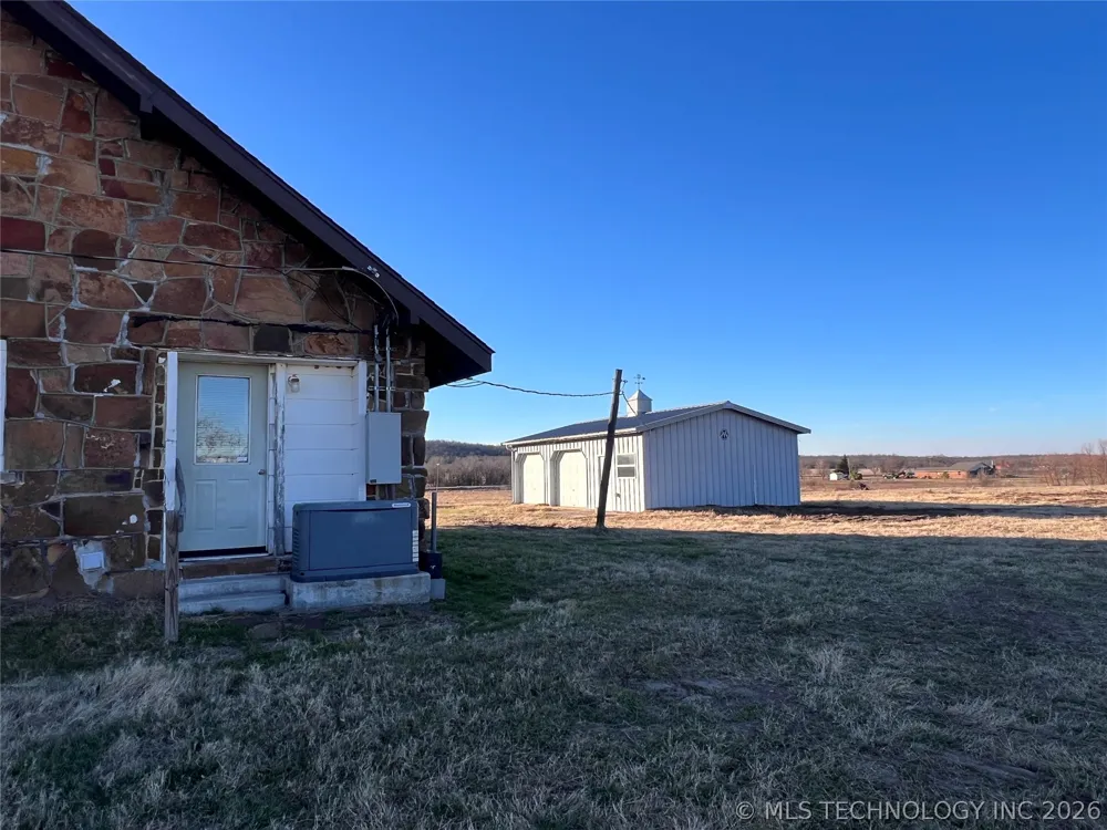 6916 State Hwy 113 Indianola, OK 74442