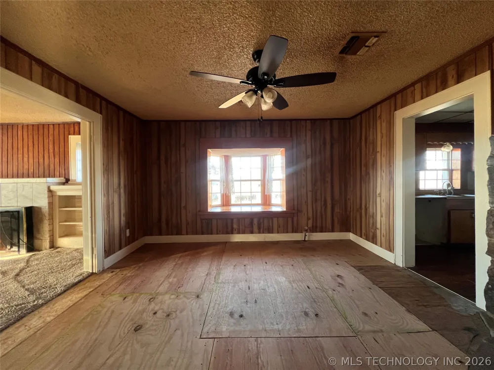 6916 State Hwy 113 Indianola, OK 74442